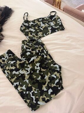 Camo Print High-Waist Leggings & Crop Top Set - Green